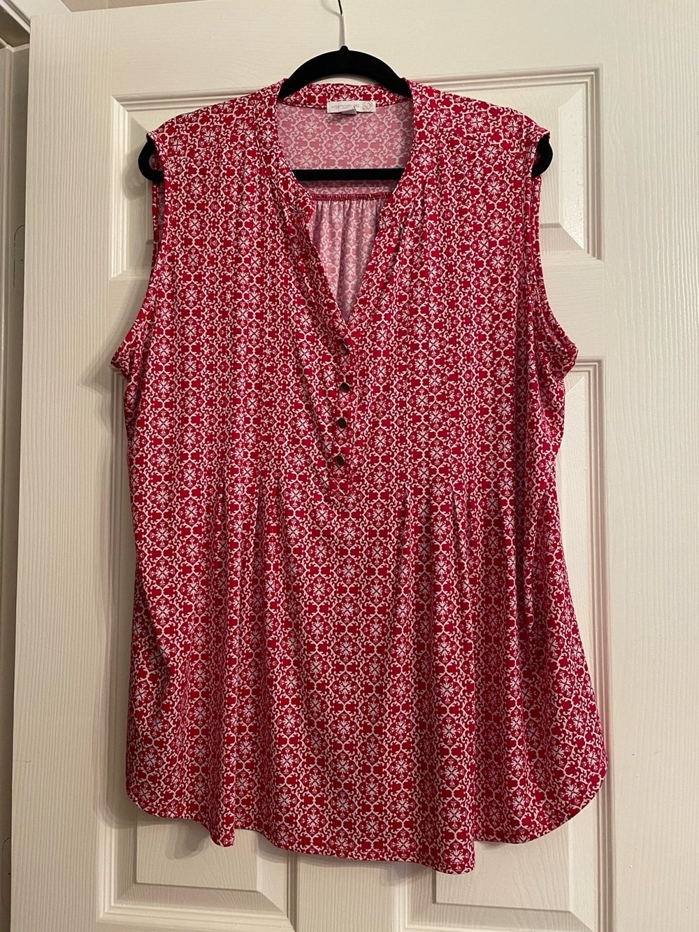 Westport Red Printed Sleeveless V-Neck Tank